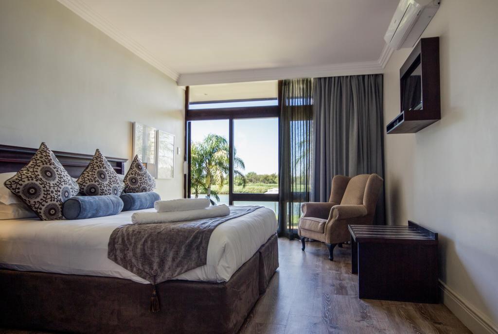 River Place Manor Апингтон Экстерьер фото