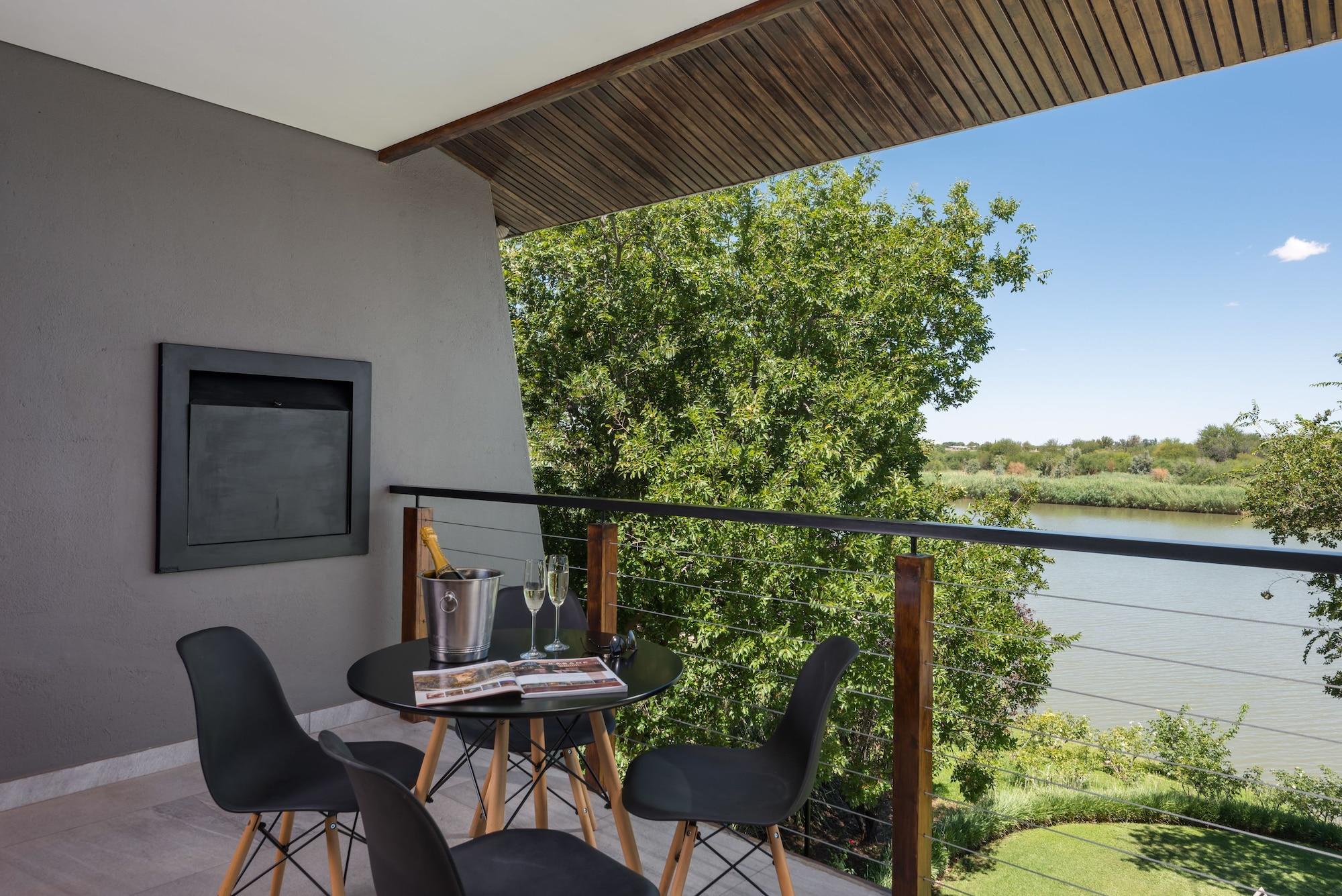 River Place Manor Апингтон Экстерьер фото
