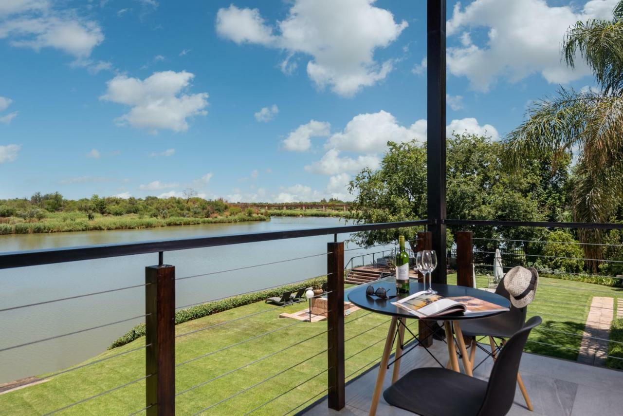 River Place Manor Апингтон Экстерьер фото